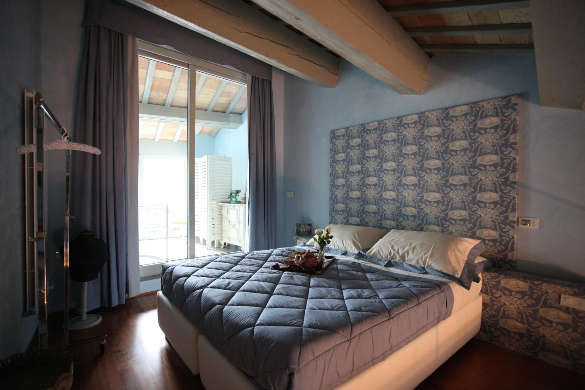 Bed and Breakfast Palazzo Santinelli Сант'Анджело-ін-Вадо Номер фото