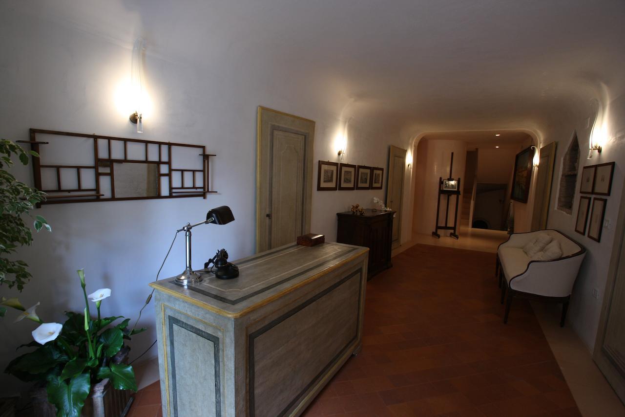 Bed and Breakfast Palazzo Santinelli Сант'Анджело-ін-Вадо Екстер'єр фото